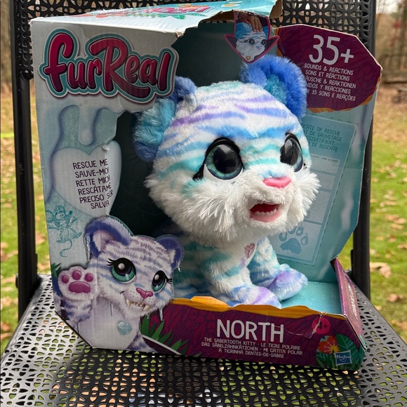 Hasbro Other - Hasbro FurReal North Interactive Plush - Blue and White